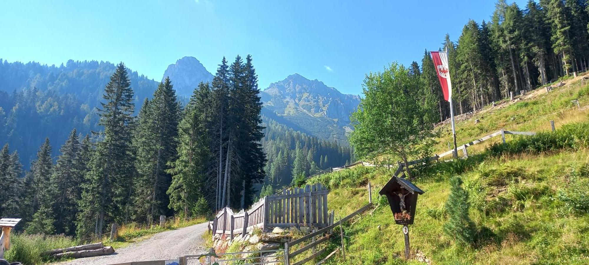 Ferienwohnung Goetzner Auszeit Innsbruck Exteriör bild